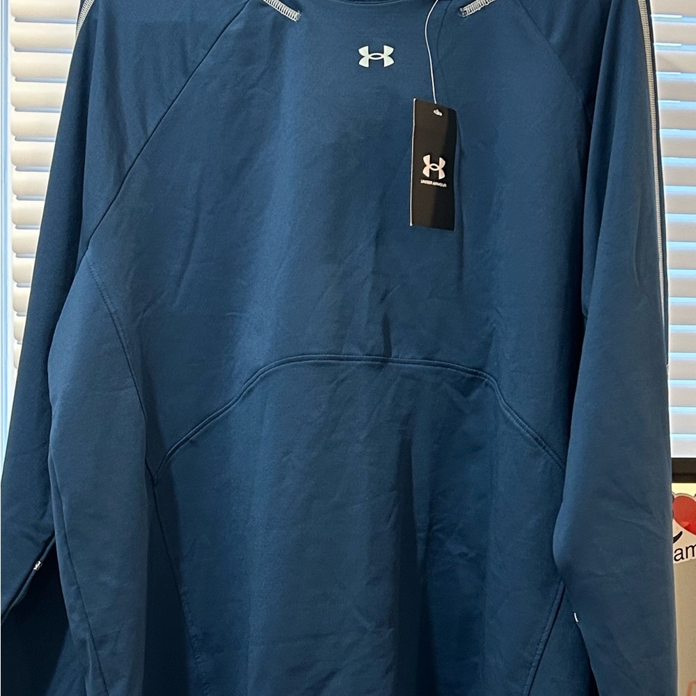 Under Armour Navy Crew Neck Top